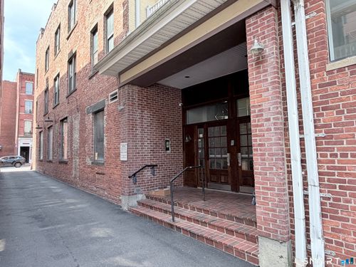 3c-83 Washington St, Norwalk, CT, 06854-4941 | Card Image