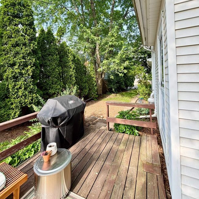 813 Clay St, House other with 3 bedrooms, 2 bathrooms and null parking in Cedar Falls IA | Image 24