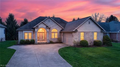 734 Homestead Pointe Dr, Orrville, OH, 44667-9283 | Card Image