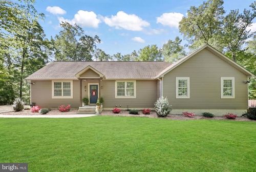 7664 Muscoe Pl, KING GEORGE, VA, 22485-7046 | Card Image