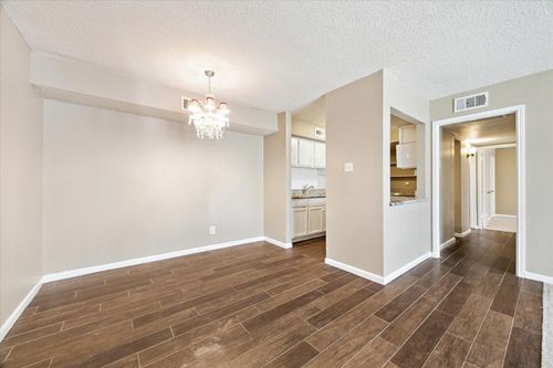 apt-49-3535 Nasa Pkwy, Seabrook, TX, 77586-6419 | Card Image