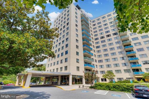 816-10201 Grosvenor Pl, NORTH BETHESDA, MD, 20852-4614 | Card Image