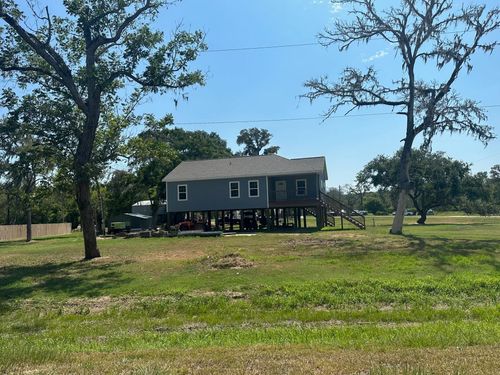 3701 County Road 611, Angleton, TX, 77515-8071 | Card Image