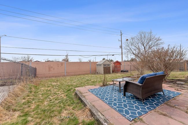 82 Simmons Blvd, House other with 3 bedrooms, 2 bathrooms and 4 parking in Brampton ON | Image 46
