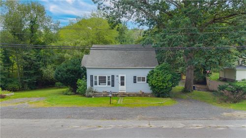 147 Danielson Pike, Foster, RI, 02825-1425 | Card Image