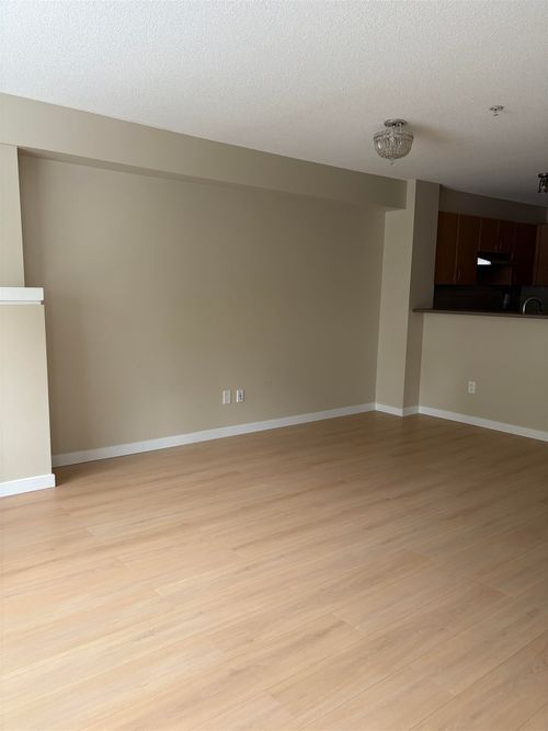 4783 Dawson St, Burnaby, BC, V5C0A8 | Card Image