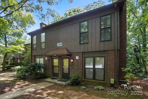 apt-j-2509 Kilborne Dr, Charlotte, NC, 28205-5379 | Card Image