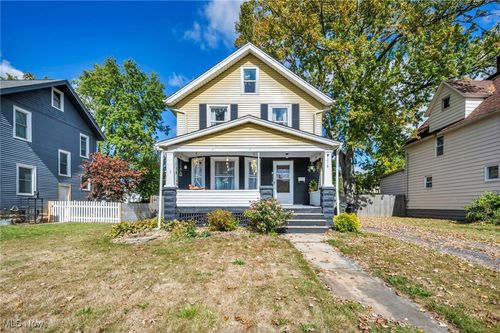 218 Cornell Ave, Elyria, OH, 44035-6038 | Card Image
