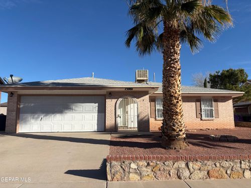 13981 Veny Webb St, Horizon City, TX, 79928-7054 | Card Image