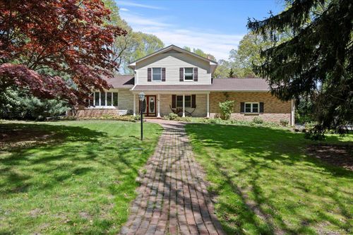 5 Pardam Knoll Rd, Miller Place, NY, 11764-2136 | Card Image