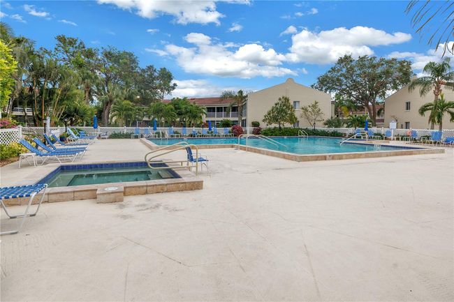 APT-31B - 6101 34 Th St W, Condo with 2 bedrooms, 2 bathrooms and null parking in BRADENTON FL | Image 37