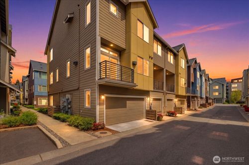 15722 Ne 14th Ter, Bellevue, WA, 98008-2720 | Card Image