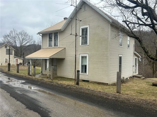 8950 Gaysport Hill Rd, Blue Rock, OH, 43720-9616 | Card Image