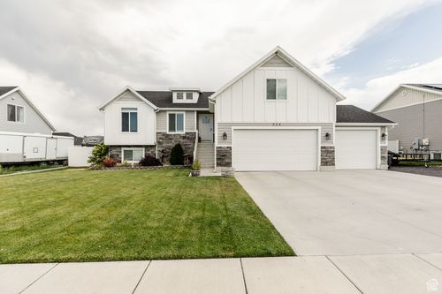 624 W 225 N, Hyrum, UT, 84319-1066 | Card Image