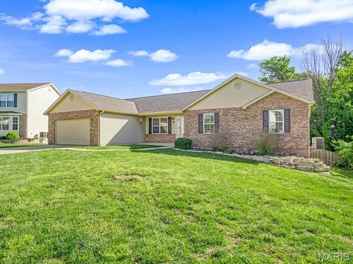 831 Victorian Avenue, Waterloo, IL, 62298 | Card Image