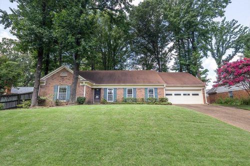 1707 Tamarack Ln, Germantown, TN, 38138-2712 | Card Image