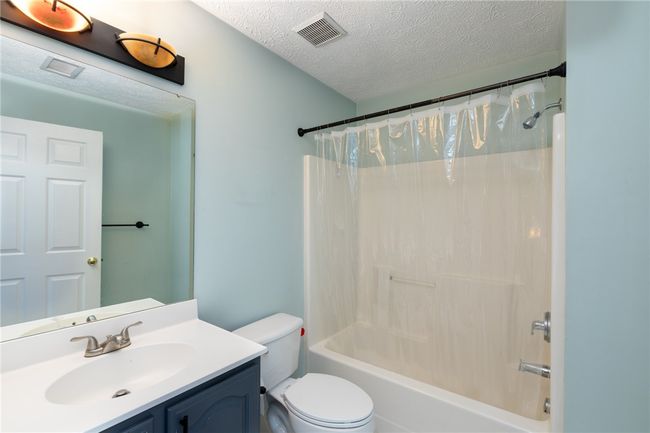 81306 Lost Valley Dr, Condo with 3 bedrooms, 3 bathrooms and 2 parking in Mars PA | Image 13