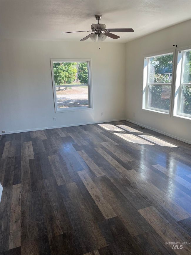 102 N Fairfield St, House other with 3 bedrooms, 2 bathrooms and null parking in Council ID | Image 5