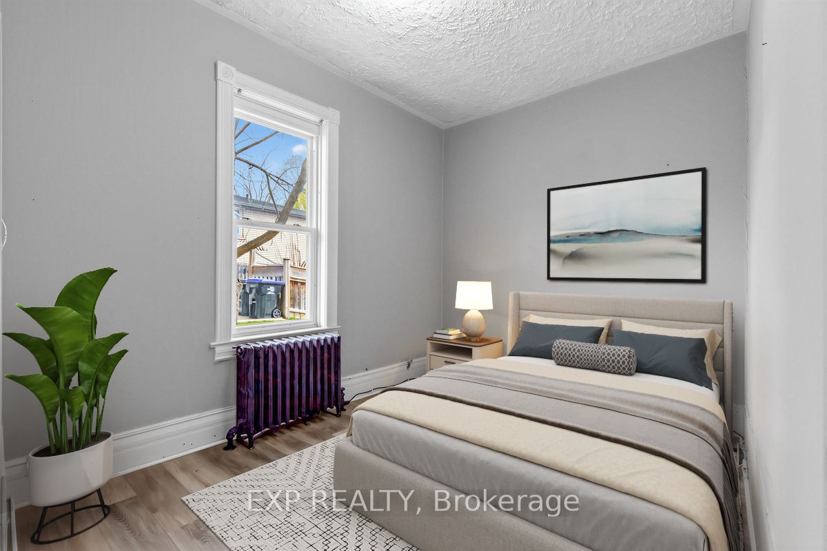 Residential in Bradford West Gwillimbury 5