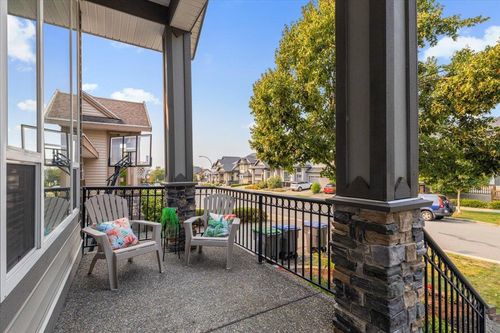 18118 67 Ave, Surrey, BC, V3S0L9 | Card Image
