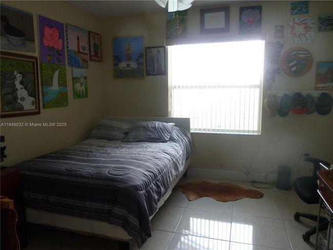13240 Sw 20 Th St, House other with 3 bedrooms, 2 bathrooms and null parking in Miramar FL | Image 15