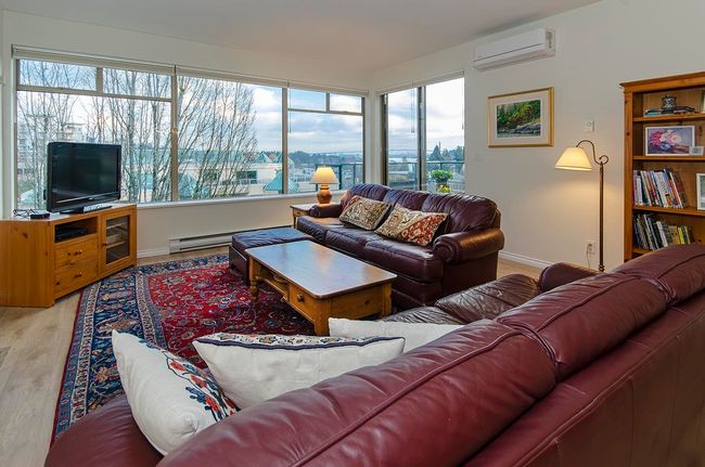 404 - 1765 Marine Drive, Condo with 2 bedrooms, 2 bathrooms and 2 parking in West Vancouver BC | Image 3