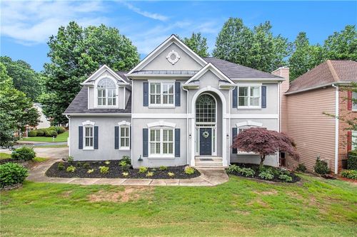 200 Ridge Bluff Ln, Suwanee, GA, 30024-3543 | Card Image