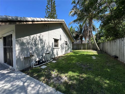 7195 Nw 5th Ave, Boca Raton, FL, 33487-2356 | Card Image