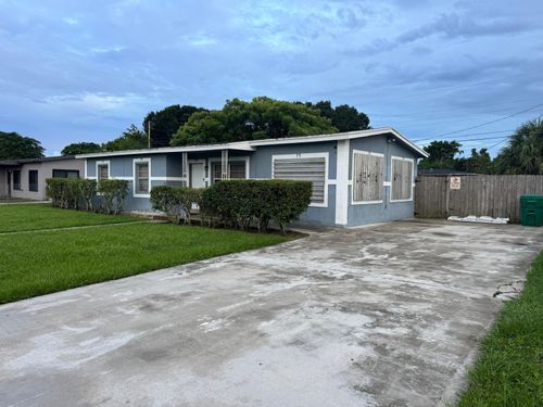 3330 Nw 7th Ct, Lauderhill, FL, 33311-6507 | Card Image
