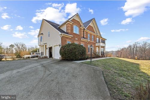 2501 Friendship Heights Dr, FORT WASHINGTON, MD, 20744-1447 | Card Image