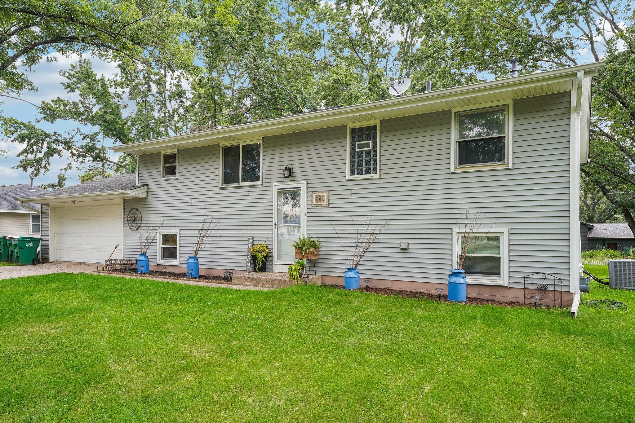 110th Ln, Minneapolis, MN 55448