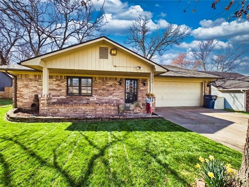 1990 W Twin Springs St, Siloam Springs, AR, 72761-2523 | Card Image