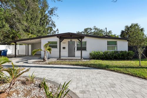 1524 Connecticut Avenue Ne, ST PETERSBURG, FL, 33703 | Card Image