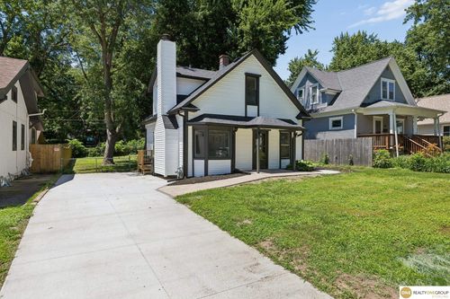 2532 N 65th Avenue, Omaha, NE, 68104 | Card Image