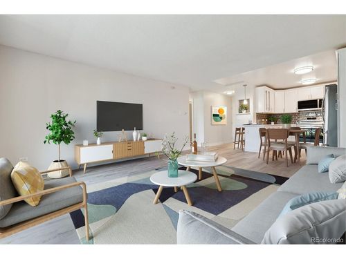 5a-715 S Alton Way, Denver, CO, 80247-1811 | Card Image