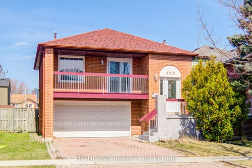 4109 Perivale Rd, Mississauga, ON, L5C3M7 | Card Image