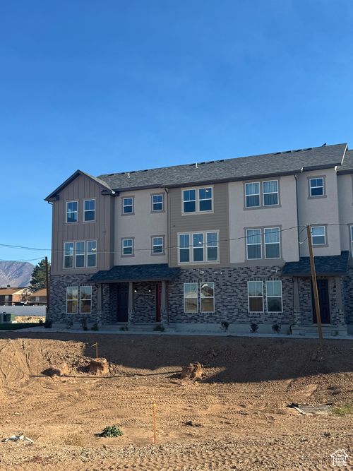 125-1688 N 1600 W, Layton, UT, 84041-1534 | Card Image
