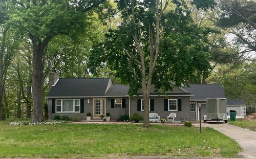321 S Buys Rd, Muskegon, MI, 49445-2235 | Card Image