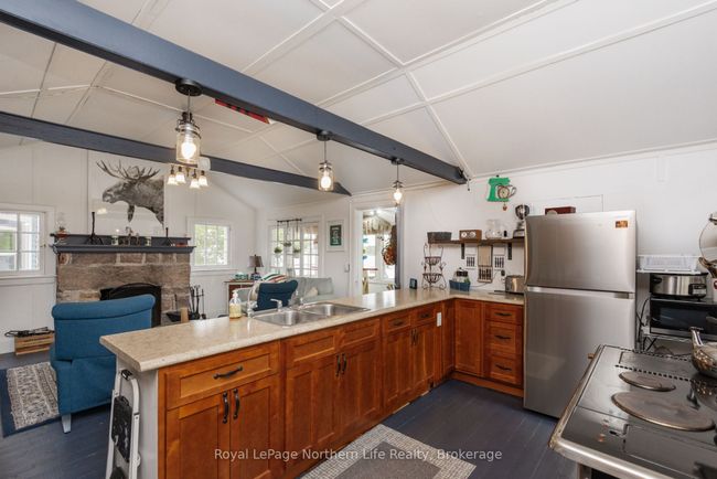 36 Fraser Rd, House other with 3 bedrooms, 1 bathrooms and 2 parking in Nipissing ON | Image 22