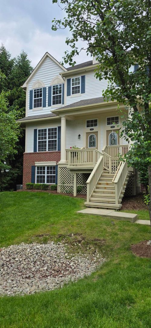 1578 Kessler Ave, Keego Harbor, MI, 48320-1000 | Card Image