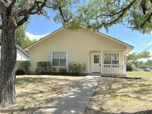 1023 Fannin St, Denton, TX, 76201-6655 | Card Image