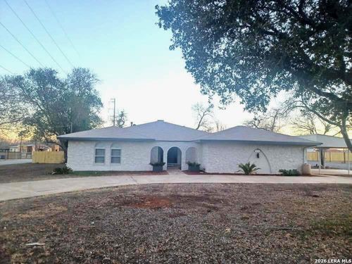 400 W Villaret Blvd, San Antonio, TX, 78221-3950 | Card Image