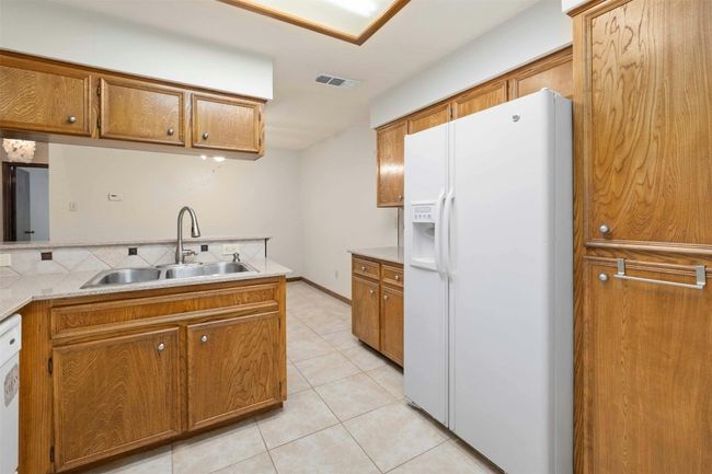 B - 353 Fantail Loop, Home with 2 bedrooms, 2 bathrooms and 2 parking in Lakeway TX | Image 9