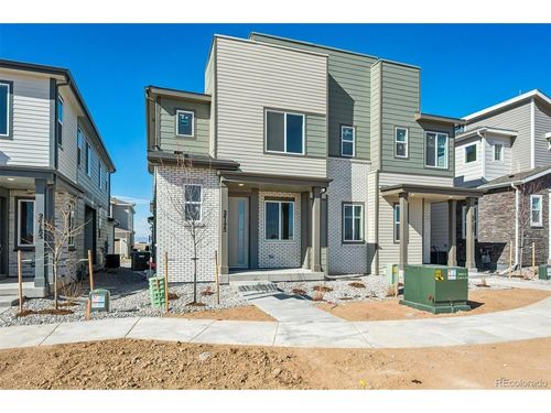 24175 E 30th Pl, Aurora, CO, 80019-3889 | Card Image