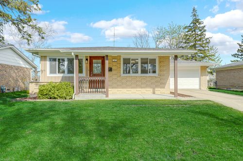 527 N Virginia Ave, Glenwood, IL, 60425-1050 | Card Image