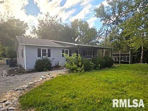 12 Mitchell Dr, Wayne City, IL, 62895-0697 | Card Image