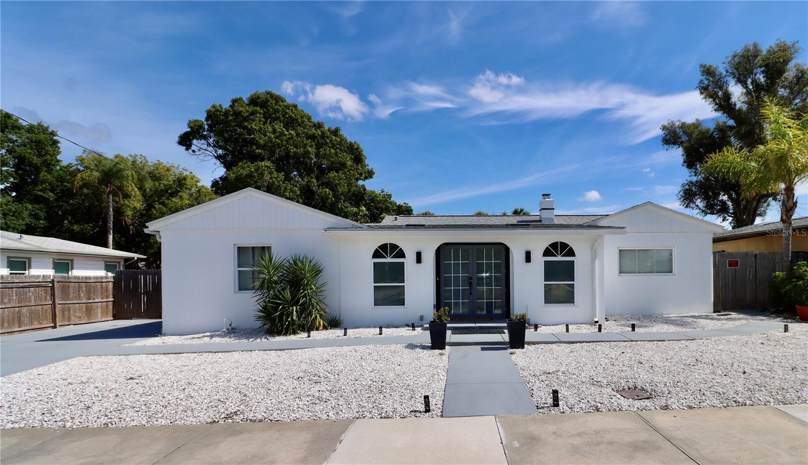 Sunburst Ct, Clearwater, FL 33755
