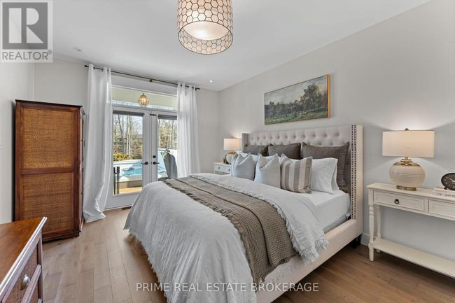 89 Gill Rd, House other with 5 bedrooms, 3 bathrooms and 6 parking in Grand Bend ON | Image 24
