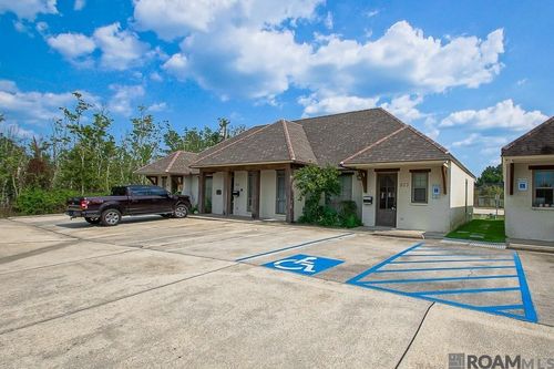 1234 Del Este Ave, Denham Springs, LA, 70726-4828 | Card Image