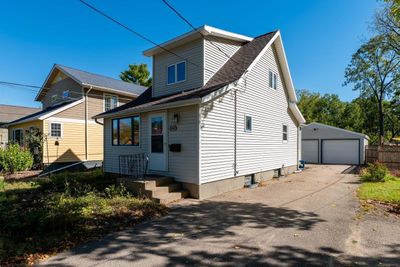 209 N Marquette Street, House other with 2 bedrooms, 1 bathrooms and null parking in MADISON WI | Image 2